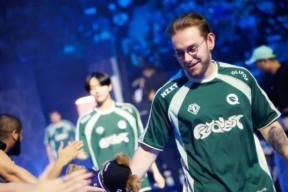 英雄联盟选手Quad来自哪个国家？