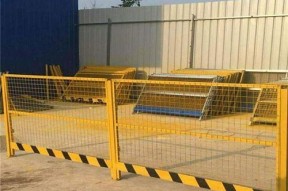 部落冲突围栏怎么弄直？围栏调整方法是什么？
