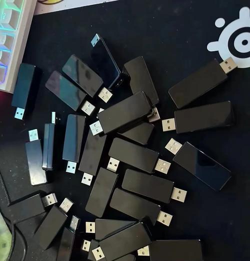 CF小黑盒外设的售价是多少？购买渠道有哪些？  第3张
